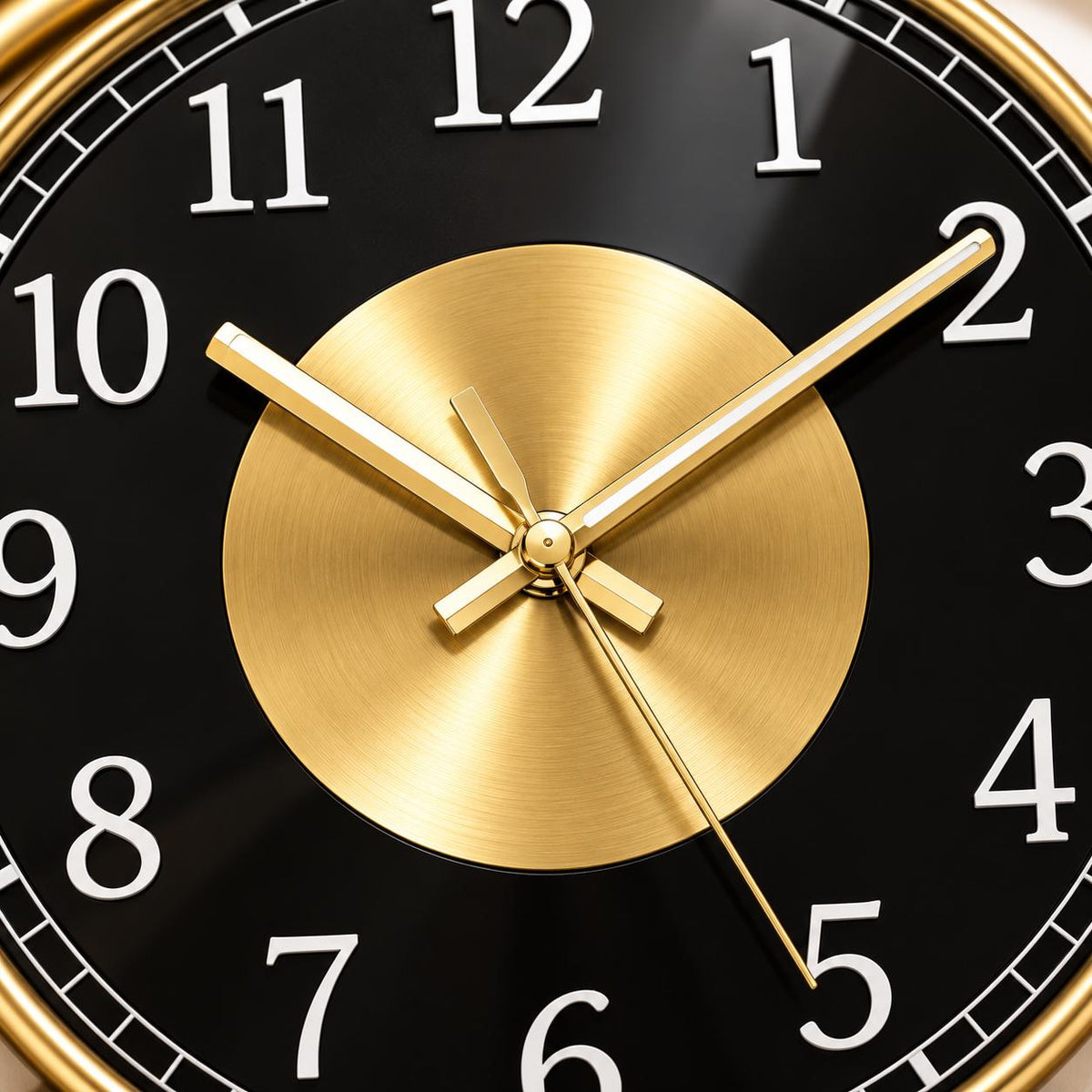 Horloge Murale Design Métal | Aurea